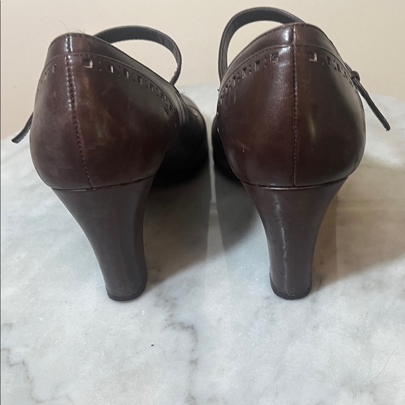 Classy Brown Mary Jane Heels - Picture 8 of 12